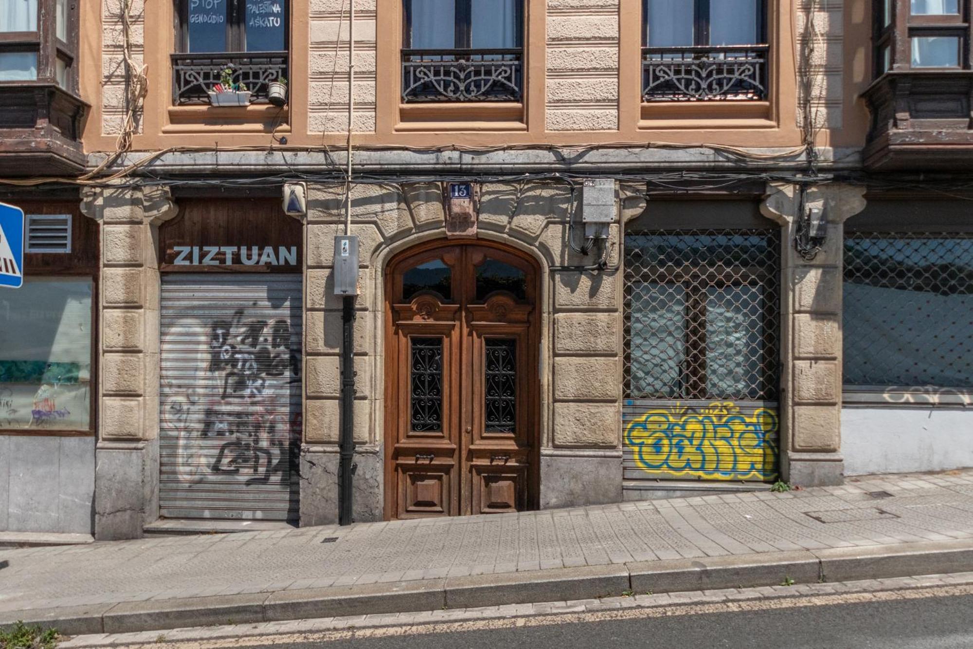 Bilbao Market II By Aston Rentals Bagian luar foto